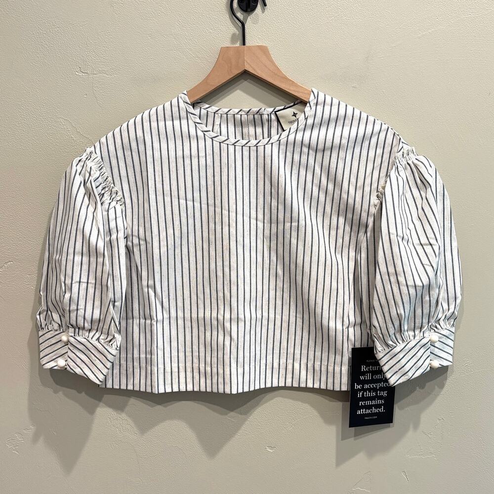NWT Tuckernuck Edie Linen Puff Sleeve Crop Top in Blue Stripe - Size: Medium - Picture 4 of 12